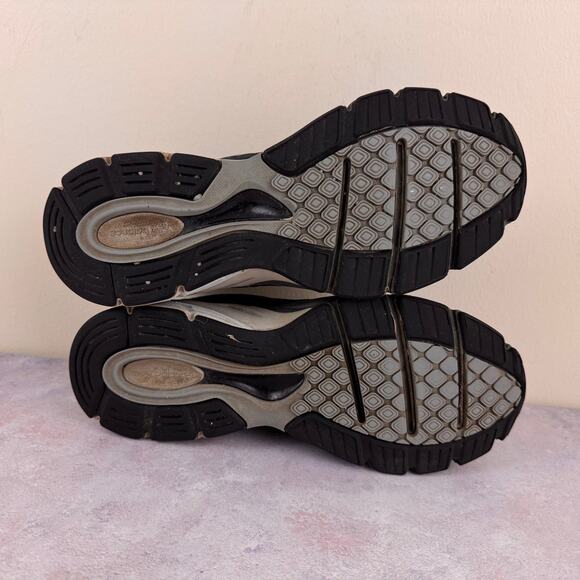 New Balance 990V4 Womens Size 8.5 Black Sneakers Running Shoes READ - Picture 10 of 15